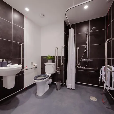 For Students Only White Rose View In Apartment Leeds (West Yorkshire)